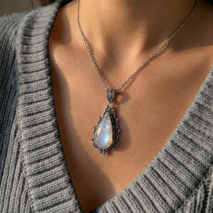 Moonrise | Moonstone Necklace