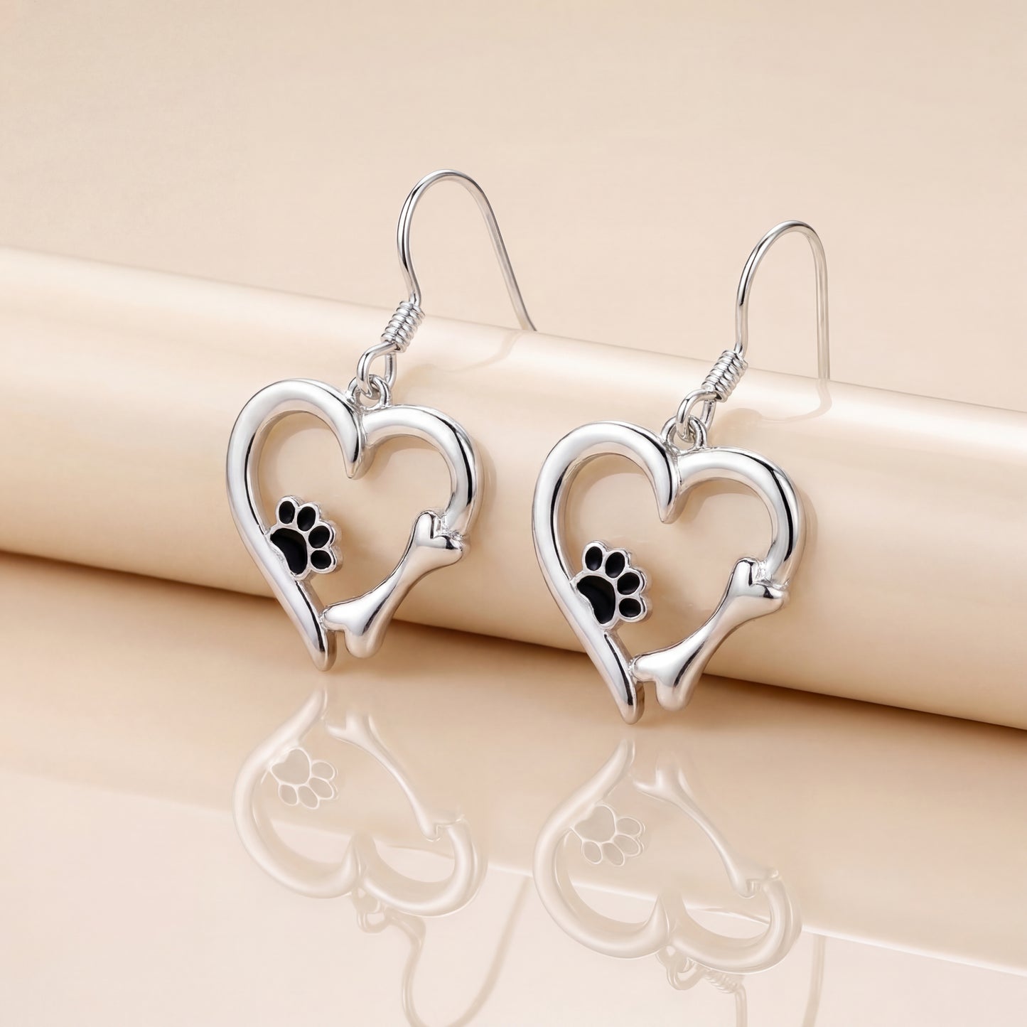 Pawprinte | Paw Heart Earrings