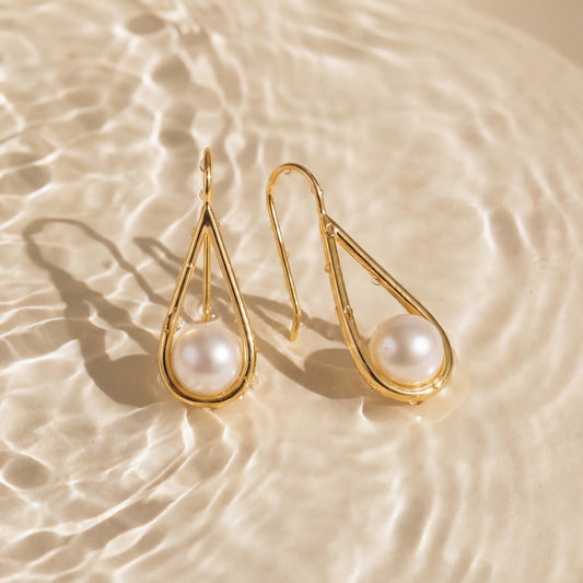 Gracella | Pearl Dangling Earrings
